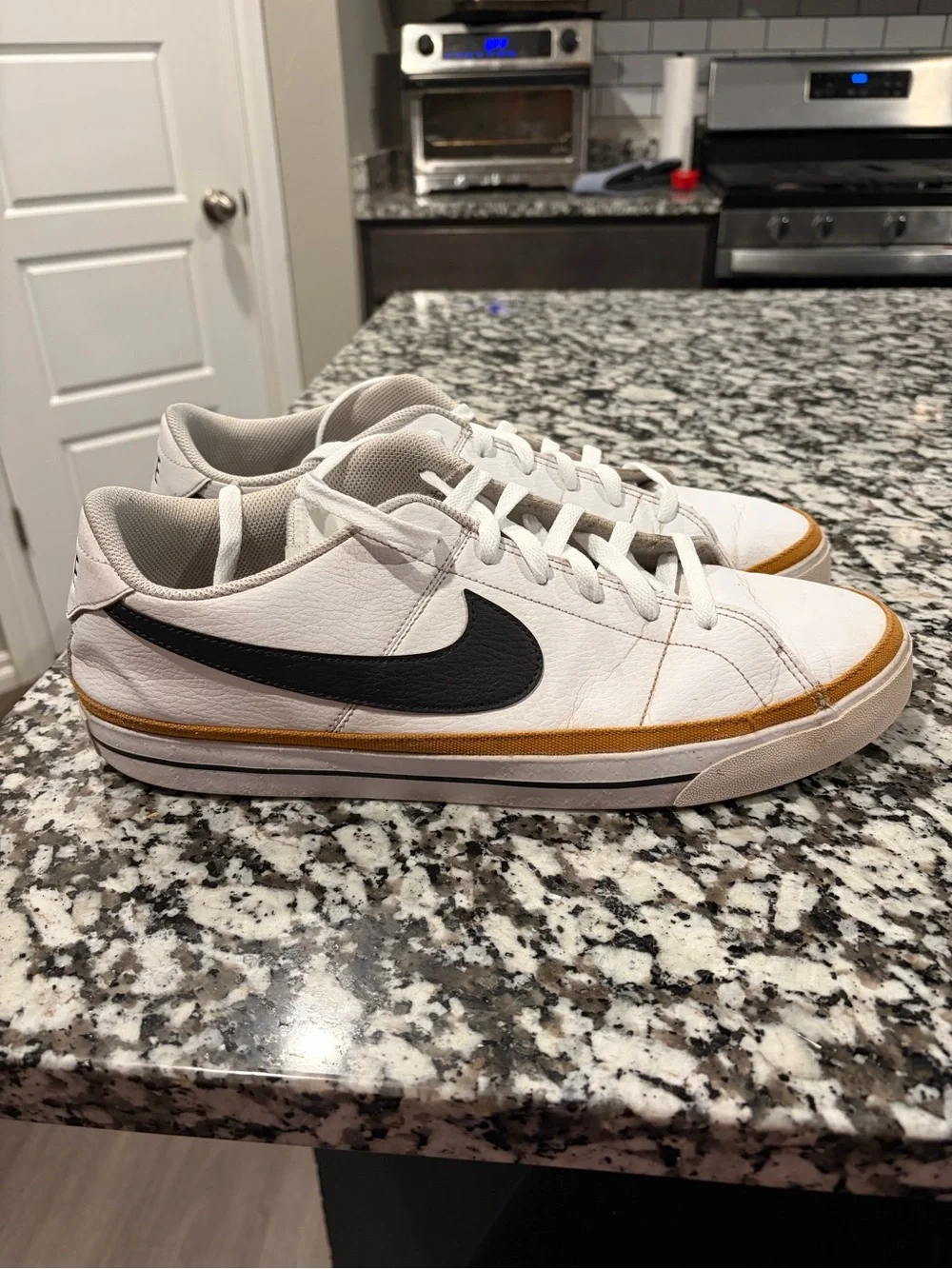 Nike Court Legacy shoes